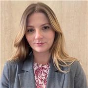 Laureata in Giurisprudenza impartisce lezioni di Diritto Civile e Amministrativo